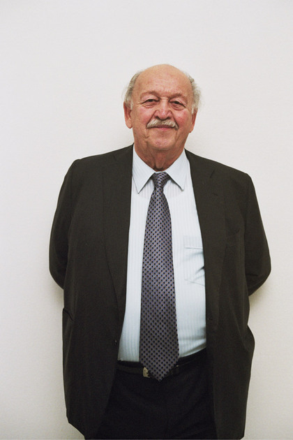 Dov Gottesman (1917–2011)