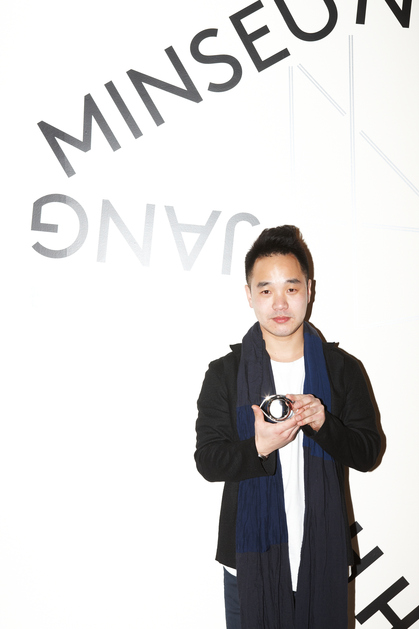 Jang Min-Seung Wins 2014 Hermès Foundation Missulsang