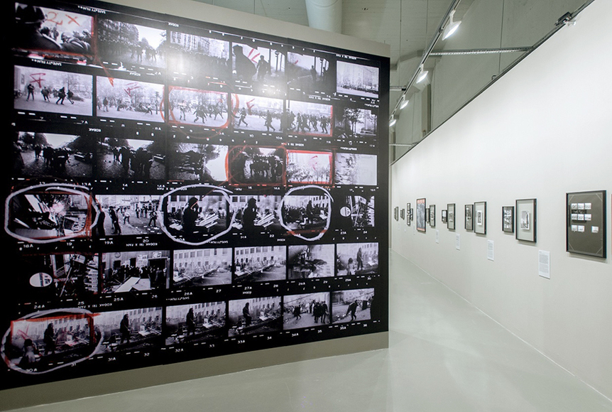 Installation view of “Magnum–Contact Sheets” at Istanbul Modern, 2015. Courtesy Istanbul Modern.