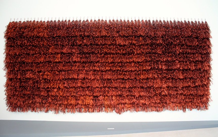 HASSAN SHARIF, Copper, 2015, copper wire, 244 × 530 × 35 cm. Shown by Gallery Isabelle van den Eynde, Dubai, as part of the Beyond platform at Abu Dhabi Art 2015.