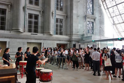 Opening celebrations of the National Gallery Singapore on November 24, 2015. Photo by Marybeth Stock  for ArtAsiaPacific.