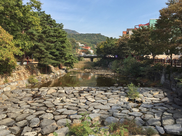 Mountain Trail Treasures: 5th Anyang Public Art Project 