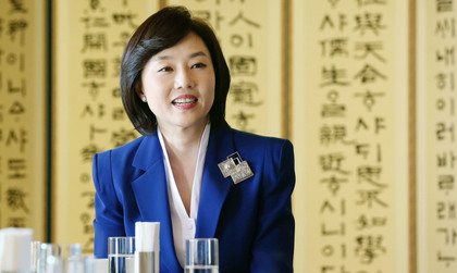 Former South Korean Culture Minister Charged and Artists Sue President