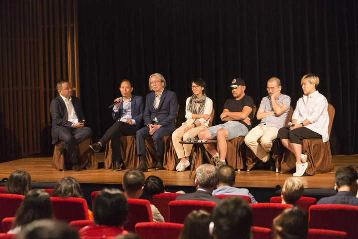 Concluding panel discussion with moderator and M+ Sigg Collection senior curator Pi Li, keynote speakers Hou Hanru and Chan Koonchung, and guest panelists Sara Wong, Chen Tong, Feng Yuan, and Cao Fei. Courtesy M+ Museum, West Kowloon Cultural District Authority, Hong Kong.