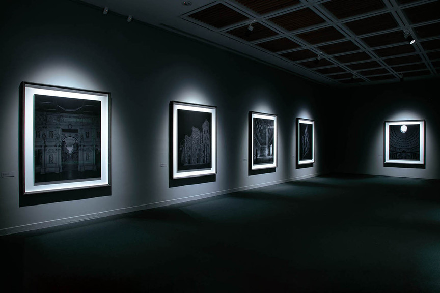 Installation view of HIROSHI SUGIMOTO’s “Gates of Paradise” at the Japan Society, New York, 2017–18. Photo by Richard Goodbody. Courtesy Japan Society.