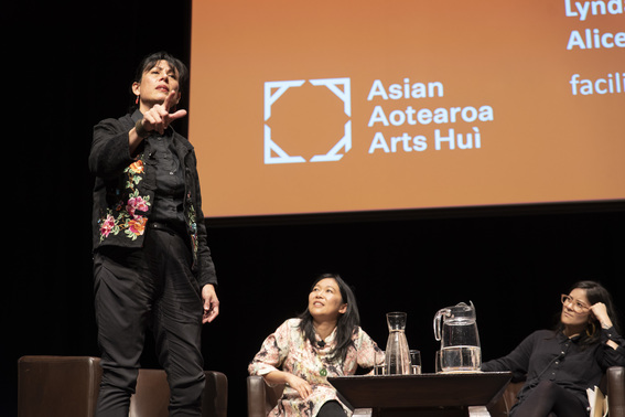 LYNDA CHANWAI-EARLE at the panel “Translations and Mutations” with Renee Liang, Alice Canton and Julie Zhu, 2018 Asian Aotearoa Arts Hui, Museum of New Zealand Te Papa Tongarewa, Wellington, 2018. Photo by John Lake.
Courtesy Asian Aotearoa Arts Hui.