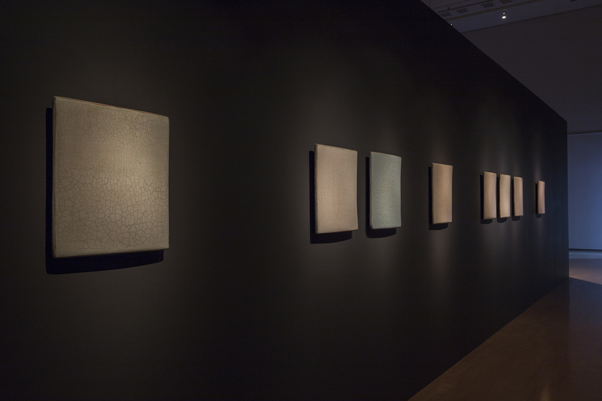 Installation view of SU XIAOBAI’s “Constant 3” series, 2018, oil, lacquer, linen, emulsion and wood, each 48 × 45 × 5.5 cm, at “And There’s Nothing I Can Do,” Hyogo Prefectural Museum of Art, 2018. Courtesy the artist and Tina Keng Gallery, Taipei/Beijing.