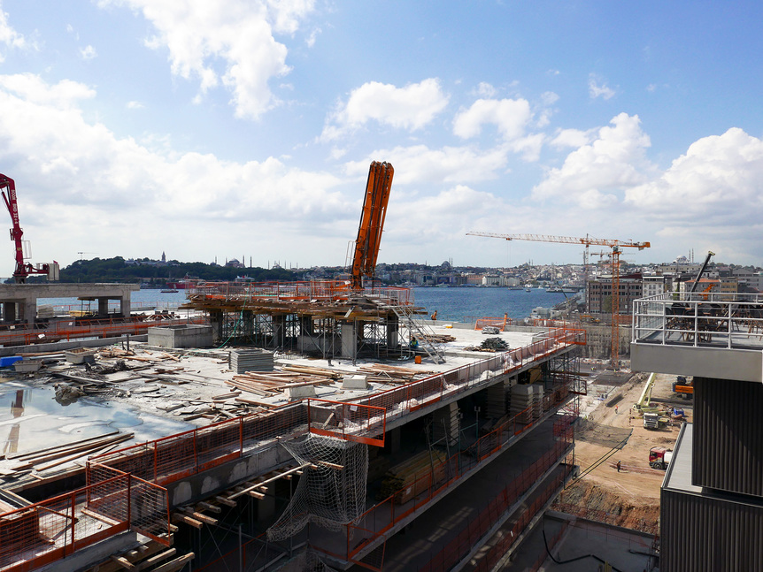 The view of the Galataport development project from the Istanbul Museum of Painting and Sculpture, with the historical peninsula and Topkapı Palace in the background. The former site of Istanbul Modern is now a gigantic pit. All photos by HG Masters for ArtAsiaPacific.