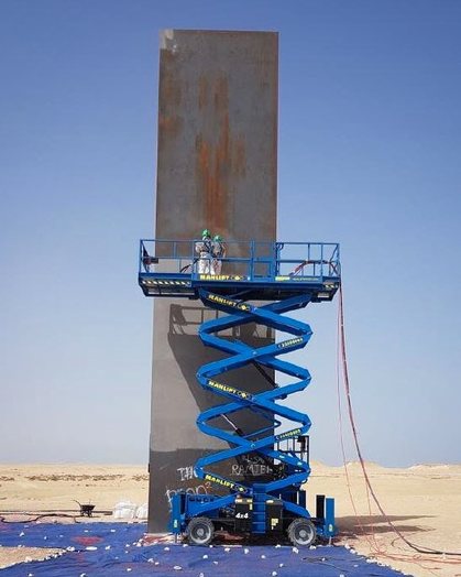 Richard Serra Sculpture in Qatari Desert Defaced Again 
