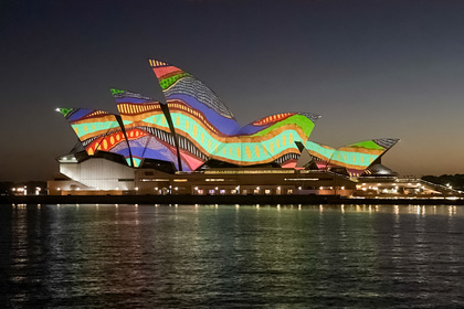 Indigenous artwork marks the Sydney Opera House on Invasion Day